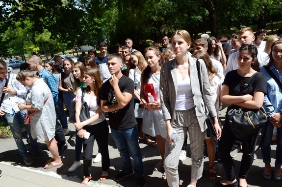В Одессе прошли вступительные экзамены в болгарские ВУЗы Фото № 3 В Одессе прошли вступительные экзамены в болгарские ВУЗы Фото № 3