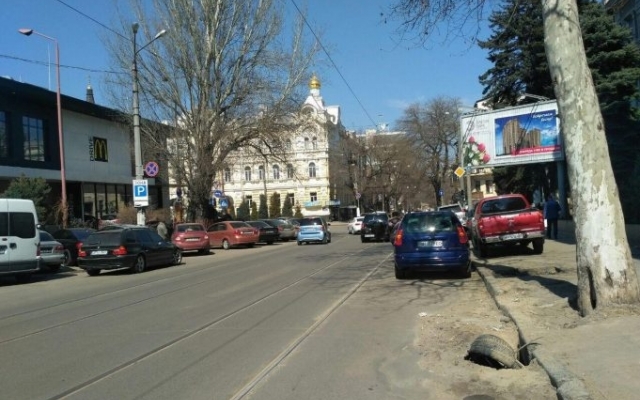 В районе Ж/Д вокзала на проезжей части образовался провал (ФОТО) Фото № 0 В районе Ж/Д вокзала на проезжей части образовался провал (ФОТО) Фото № 0
