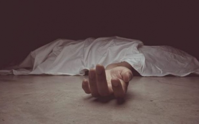 Соседи обратились в полицию из-за запаха: в одной из квартир Черноморска нашли два трупа Фото № 0 Соседи обратились в полицию из-за запаха: в одной из квартир Черноморска нашли два трупа Фото № 0