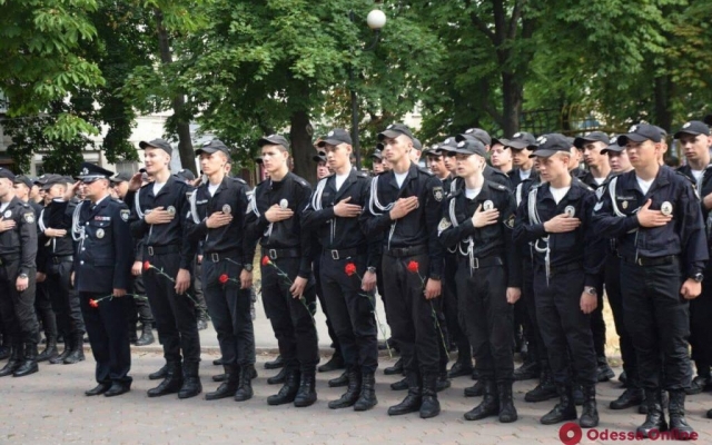 В Одессе прошел марш по случаю четвертой годовщины основания Нацполиции (ФОТО, ВИДЕО) Фото № 0 В Одессе прошел марш по случаю четвертой годовщины основания Нацполиции (ФОТО, ВИДЕО) Фото № 0