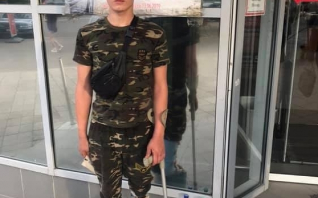Одесса: Парню нужна помощь на операцию после рукоприкладства отца Фото № 2 Одесса: Парню нужна помощь на операцию после рукоприкладства отца Фото № 2