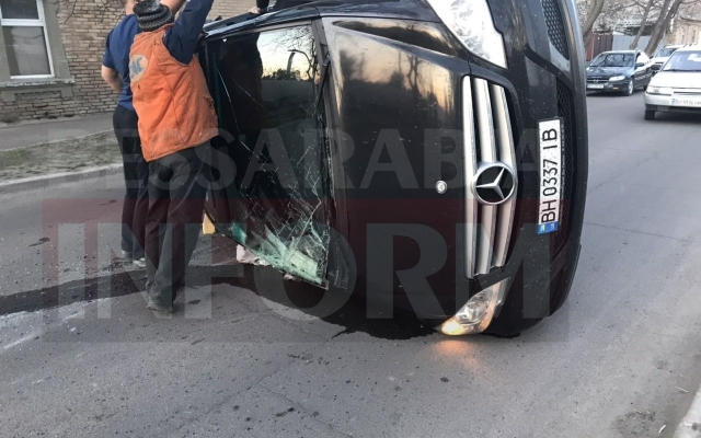 В Измаиле произошло два ДТП: пострадало 7 человек (ФОТО) Фото № 11 В Измаиле произошло два ДТП: пострадало 7 человек (ФОТО) Фото № 11