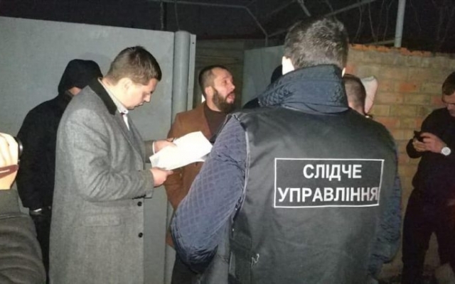 Глава земельной комиссии Затоки Богдан Шевчук получил подозрение в незаконной распродаже земли Фото № 0 Глава земельной комиссии Затоки Богдан Шевчук получил подозрение в незаконной распродаже земли Фото № 0