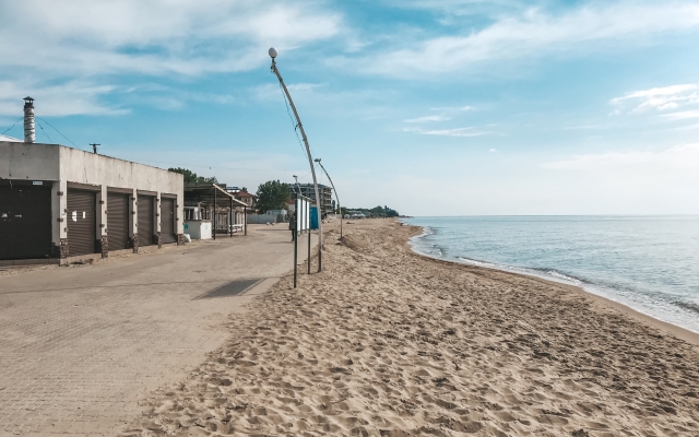 Пляжи Затоки постепенно уходят под воду Фото № 5 Пляжи Затоки постепенно уходят под воду Фото № 5