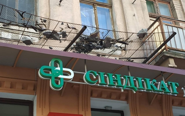 В Одессе рушится редкий памятник архитектуры Фото № 2 В Одессе рушится редкий памятник архитектуры Фото № 2