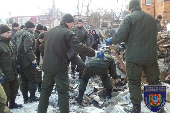 Взрыв в Одессе: появилась версия о взрывчатке Фото № 3 Взрыв в Одессе: появилась версия о взрывчатке Фото № 3