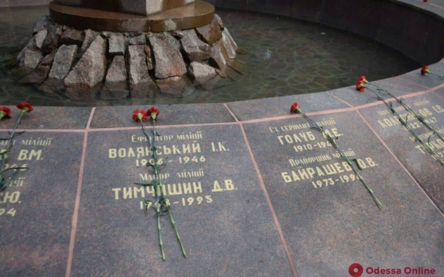 В Одессе прошел марш по случаю четвертой годовщины основания Нацполиции (ФОТО, ВИДЕО) Фото № 2 В Одессе прошел марш по случаю четвертой годовщины основания Нацполиции (ФОТО, ВИДЕО) Фото № 2
