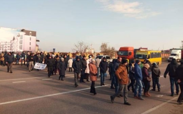 Во время протеста из-за отопления пострадала одна из участников Фото № 0 Во время протеста из-за отопления пострадала одна из участников Фото № 0