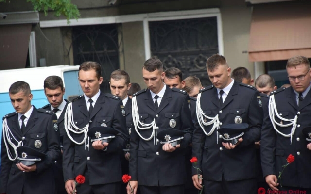 В Одессе прошел марш по случаю четвертой годовщины основания Нацполиции (ФОТО, ВИДЕО) Фото № 12 В Одессе прошел марш по случаю четвертой годовщины основания Нацполиции (ФОТО, ВИДЕО) Фото № 12