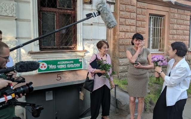 На доме репрессированного одессита появился памятный знак Фото № 3 На доме репрессированного одессита появился памятный знак Фото № 3