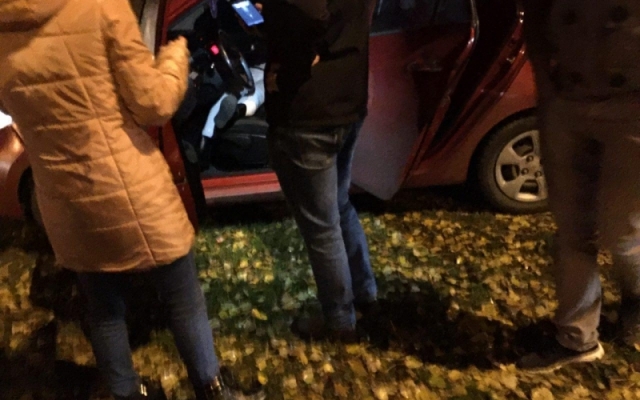На Ильфа и Петрова столкнулись микроавтобус и автомобиль, есть пострадавшие Фото № 5 На Ильфа и Петрова столкнулись микроавтобус и автомобиль, есть пострадавшие Фото № 5
