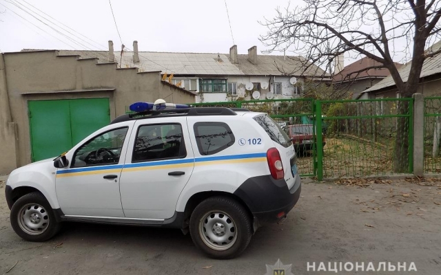 Пьяный житель Аккермана набросился на полицейских с ножом Фото № 0 Пьяный житель Аккермана набросился на полицейских с ножом Фото № 0
