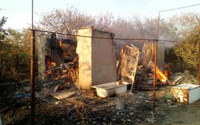 В Одесской области огонь охватил 8 деревянных зданий Фото № 1 В Одесской области огонь охватил 8 деревянных зданий Фото № 1
