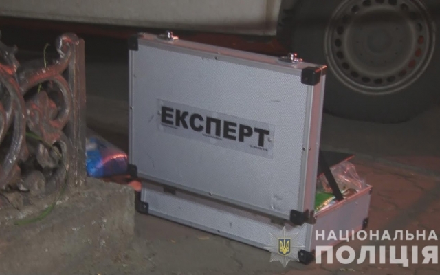 Второй раз за неделю в Одессе нападают на инкассаторов: похищено 3 миллиона гривен (ФОТО, ВИДЕО) Фото № 2 Второй раз за неделю в Одессе нападают на инкассаторов: похищено 3 миллиона гривен (ФОТО, ВИДЕО) Фото № 2
