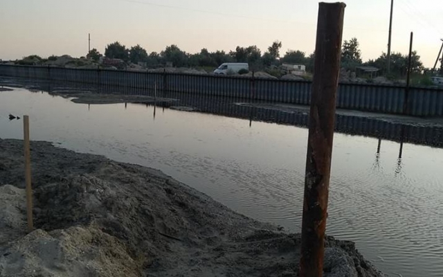 Груды покорёженного металла и пластика: одесситка о заброшенной стройке Фото № 10 Груды покорёженного металла и пластика: одесситка о заброшенной стройке Фото № 10