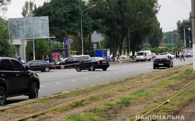 Под автомобилем на Фонтанской дороге нашли взрывчатку (ФОТО) Фото № 2 Под автомобилем на Фонтанской дороге нашли взрывчатку (ФОТО) Фото № 2