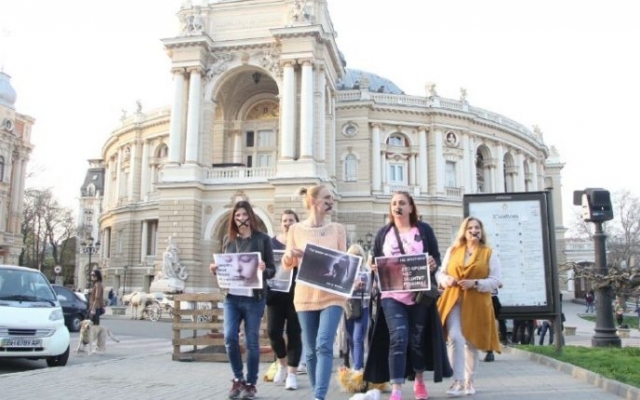 В Одессе прошел марш в защиту детей Фото № 6 В Одессе прошел марш в защиту детей Фото № 6
