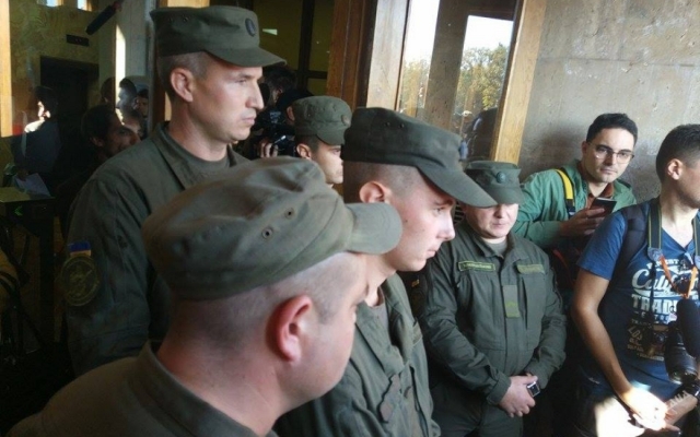 Активисты требуют от руководства Одесской облгосадминистрации провести перевыборы в Одессе Фото № 2 Активисты требуют от руководства Одесской облгосадминистрации провести перевыборы в Одессе Фото № 2