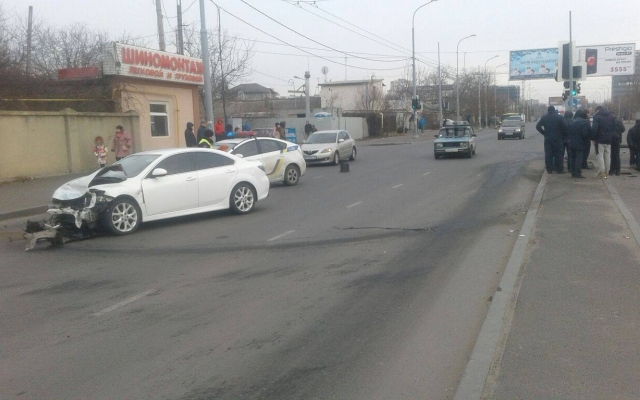Подробности шокирующей аварии на Щорса, водитель скончался в больнице Фото № 2 Подробности шокирующей аварии на Щорса, водитель скончался в больнице Фото № 2