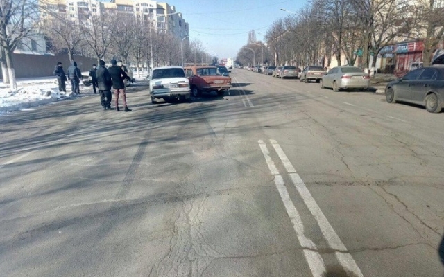 В Измаиле столкнулись два ВАЗа (ФОТО) Фото № 0 В Измаиле столкнулись два ВАЗа (ФОТО) Фото № 0