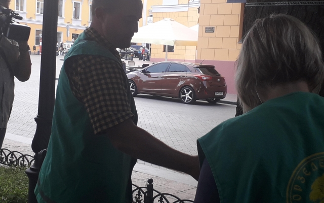 В центре Одессы деревья прививали от вредителей (ФОТО, ВИДЕО) Фото № 0 В центре Одессы деревья прививали от вредителей (ФОТО, ВИДЕО) Фото № 0