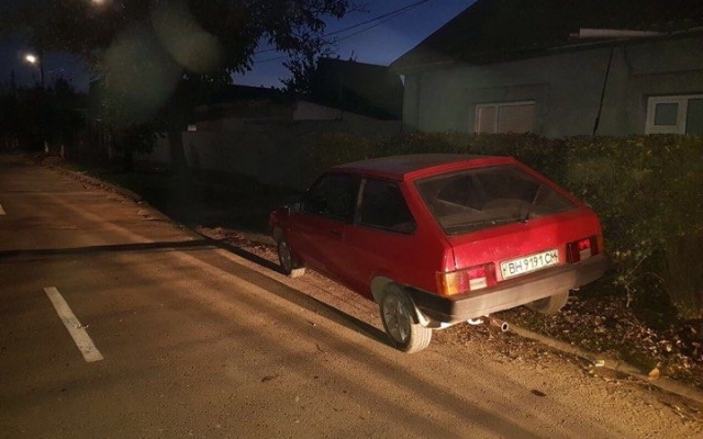Под колёса иномарки попал маленький мальчик Фото № 1 Под колёса иномарки попал маленький мальчик Фото № 1