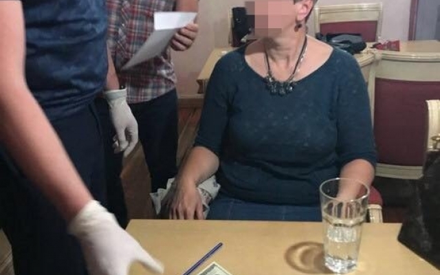 Сотрудница Одесского литературного музея подделывала экспертизы (ФОТО) Фото № 0 Сотрудница Одесского литературного музея подделывала экспертизы (ФОТО) Фото № 0
