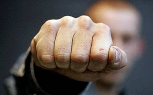 В парке Шевченко был жестоко избит бездомный Фото № 0 В парке Шевченко был жестоко избит бездомный Фото № 0