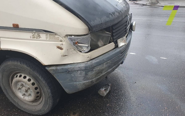 В ДТП в центре Одессы пострадала маленькая девочка Фото № 2 В ДТП в центре Одессы пострадала маленькая девочка Фото № 2