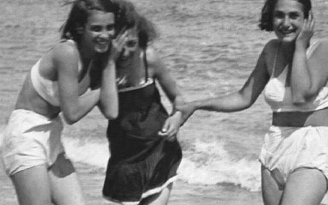 Одесские снимки 1933 года, которые вошли в фильм Фредди Бонмарьяжа Фото № 3 Одесские снимки 1933 года, которые вошли в фильм Фредди Бонмарьяжа Фото № 3
