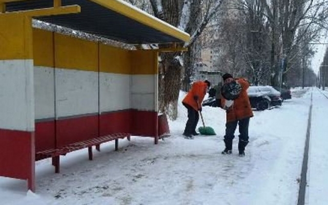 Улицы города от снега расчищает спецтехника Фото № 9 Улицы города от снега расчищает спецтехника Фото № 9
