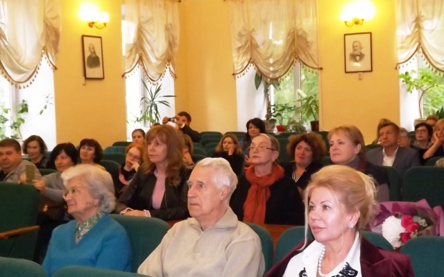 В память о выдающемся музыканте Эмиле Гилельсе в музыкальной школе №1 открыли интерактивный музей Фото № 9 В память о выдающемся музыканте Эмиле Гилельсе в музыкальной школе №1 открыли интерактивный музей Фото № 9