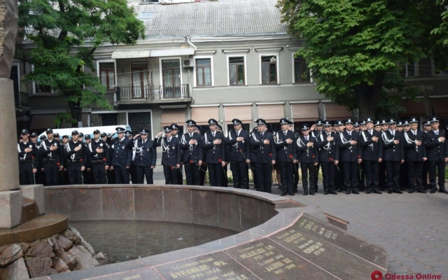 В Одессе прошел марш по случаю четвертой годовщины основания Нацполиции (ФОТО, ВИДЕО) Фото № 5 В Одессе прошел марш по случаю четвертой годовщины основания Нацполиции (ФОТО, ВИДЕО) Фото № 5
