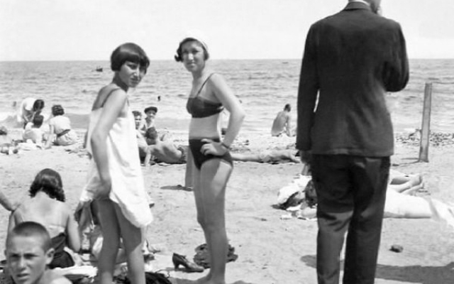 Одесские снимки 1933 года, которые вошли в фильм Фредди Бонмарьяжа Фото № 0 Одесские снимки 1933 года, которые вошли в фильм Фредди Бонмарьяжа Фото № 0