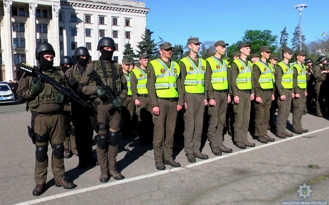 С сегодняшнего дня полицейские будут нести службу в усиленном режиме (ФОТО, ВИДЕО) Фото № 8 С сегодняшнего дня полицейские будут нести службу в усиленном режиме (ФОТО, ВИДЕО) Фото № 8