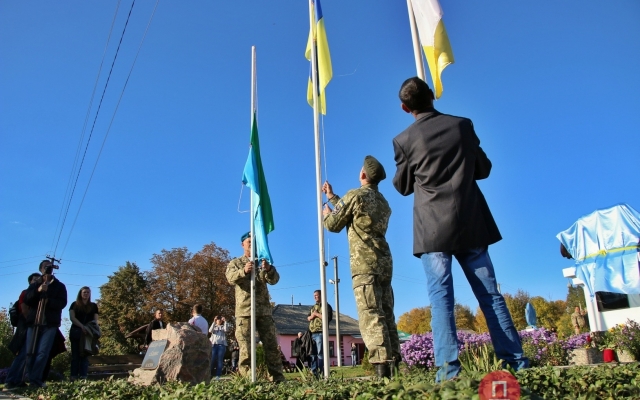 В Савранском районе открыли памятники героям всех поколений (ФОТО) Фото № 3 В Савранском районе открыли памятники героям всех поколений (ФОТО) Фото № 3