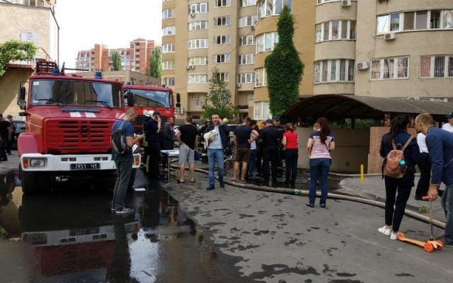 Спасатели прокомментировали пожар в Одесской многоэтажке Фото № 2 Спасатели прокомментировали пожар в Одесской многоэтажке Фото № 2