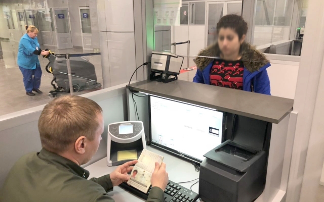 Одесские пограничники задержали двух иностранок с поддельными паспортами (ФОТО) Фото № 0 Одесские пограничники задержали двух иностранок с поддельными паспортами (ФОТО) Фото № 0