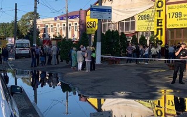 Восьмеро пострадавших на пожаре остаются в больницах Фото № 0 Восьмеро пострадавших на пожаре остаются в больницах Фото № 0