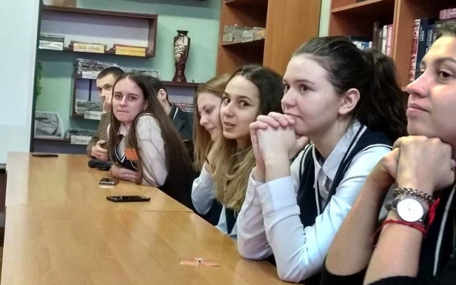 В Болграде воюют с бранными словами Фото № 2 В Болграде воюют с бранными словами Фото № 2