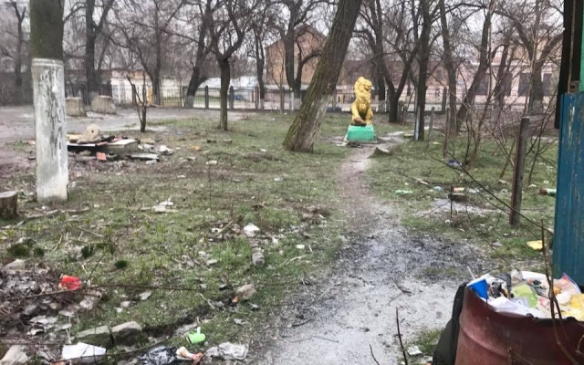 В Аккермане наркоманы кишат рядом с детской площадкой, школой и детсадом (ФОТО 18+) Фото № 3 В Аккермане наркоманы кишат рядом с детской площадкой, школой и детсадом (ФОТО 18+) Фото № 3