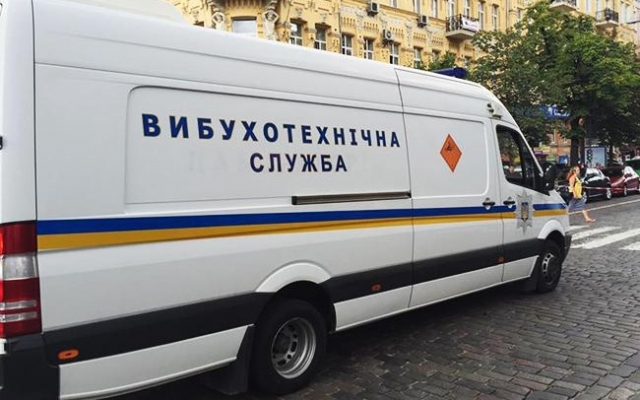 В Одессе минировали сразу три суда Фото № 0 В Одессе минировали сразу три суда Фото № 0