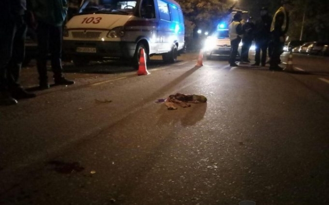 Кровавая драма в Канатном переулке и пьяный мужчина под колёсами авто Фото № 2 Кровавая драма в Канатном переулке и пьяный мужчина под колёсами авто Фото № 2