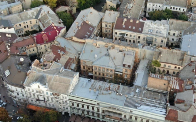 Одесский ГАСК просит изменить систему и дать право сносить незаконные пристройки Фото № 2 Одесский ГАСК просит изменить систему и дать право сносить незаконные пристройки Фото № 2