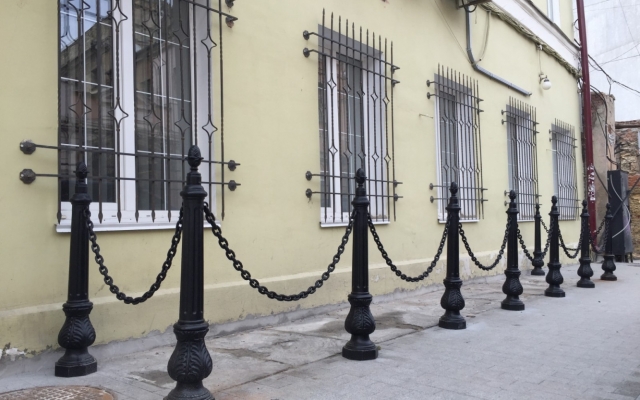 Воронцовскому переулку сохранили аутентичные плиты начала ХІХ века Фото № 1 Воронцовскому переулку сохранили аутентичные плиты начала ХІХ века Фото № 1