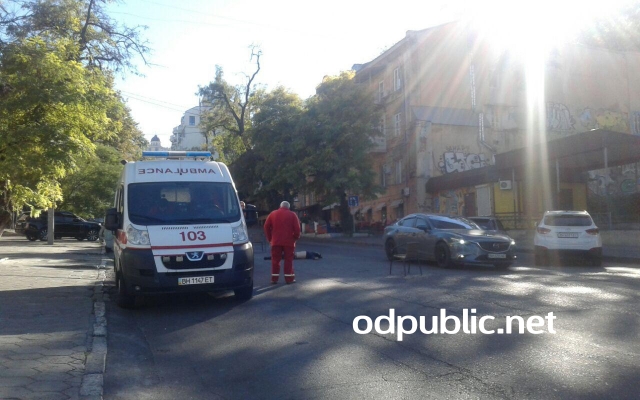 На Тёщином мосту совершен суицид (ФОТО 18+) Фото № 2 На Тёщином мосту совершен суицид (ФОТО 18+) Фото № 2