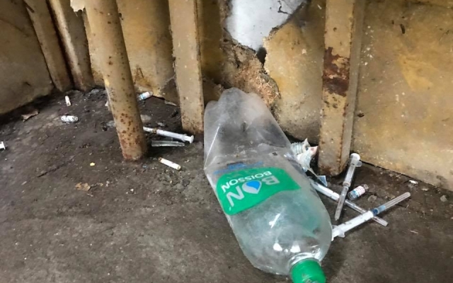 В Аккермане наркоманы кишат рядом с детской площадкой, школой и детсадом (ФОТО 18+) Фото № 8 В Аккермане наркоманы кишат рядом с детской площадкой, школой и детсадом (ФОТО 18+) Фото № 8