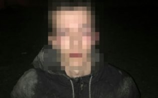 В Одессе 16-летний парень напал с ножом на прохожего (ФОТО) Фото № 0 В Одессе 16-летний парень напал с ножом на прохожего (ФОТО) Фото № 0