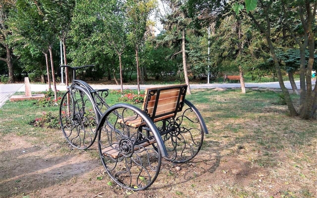 Новая фотозона для новобрачных появилась в парке Победы Фото № 3 Новая фотозона для новобрачных появилась в парке Победы Фото № 3