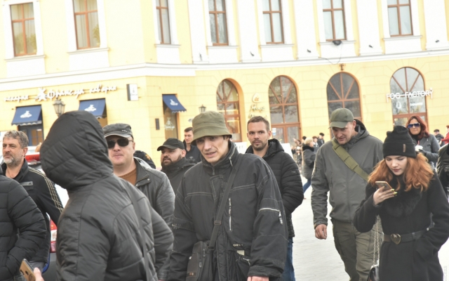 Одесситы прошли маршем по центру города с лозунгами «Украина без олигархов» Фото № 10 Одесситы прошли маршем по центру города с лозунгами «Украина без олигархов» Фото № 10